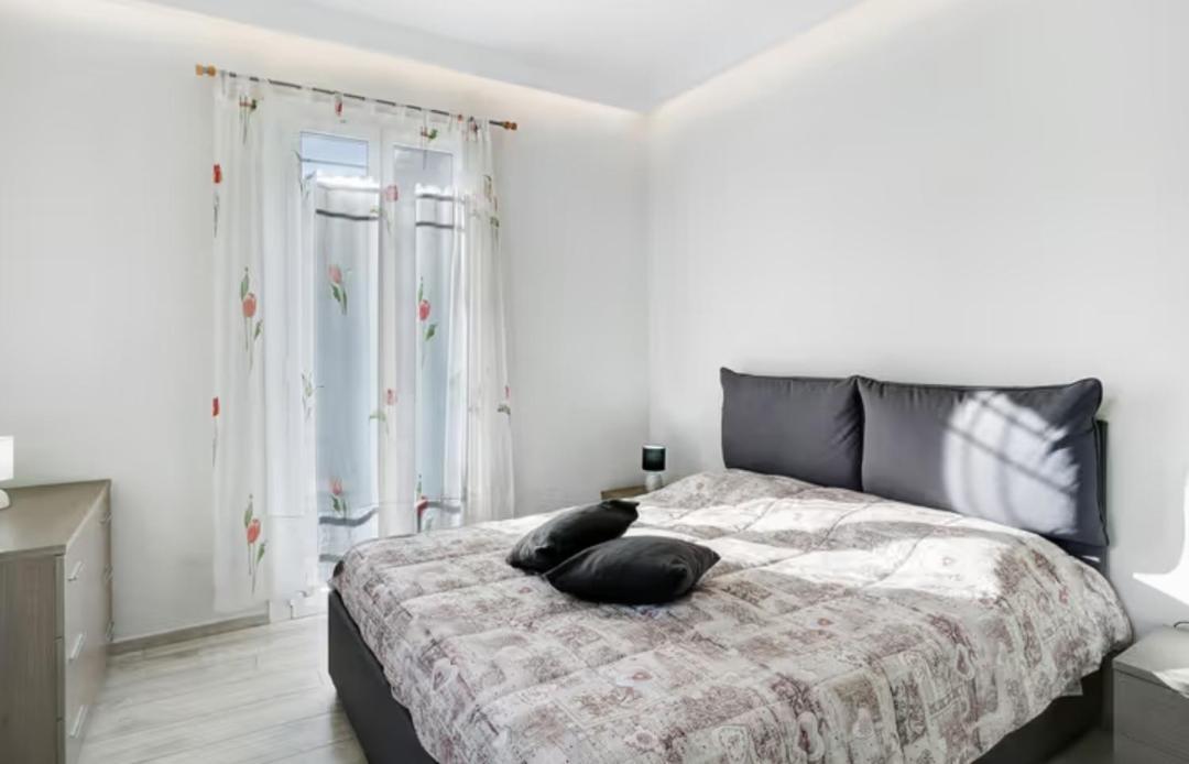 Casa Sanremo Tiziano Parking Gratis Spiaggia 15 Minuti A Piedi ภายนอก รูปภาพ