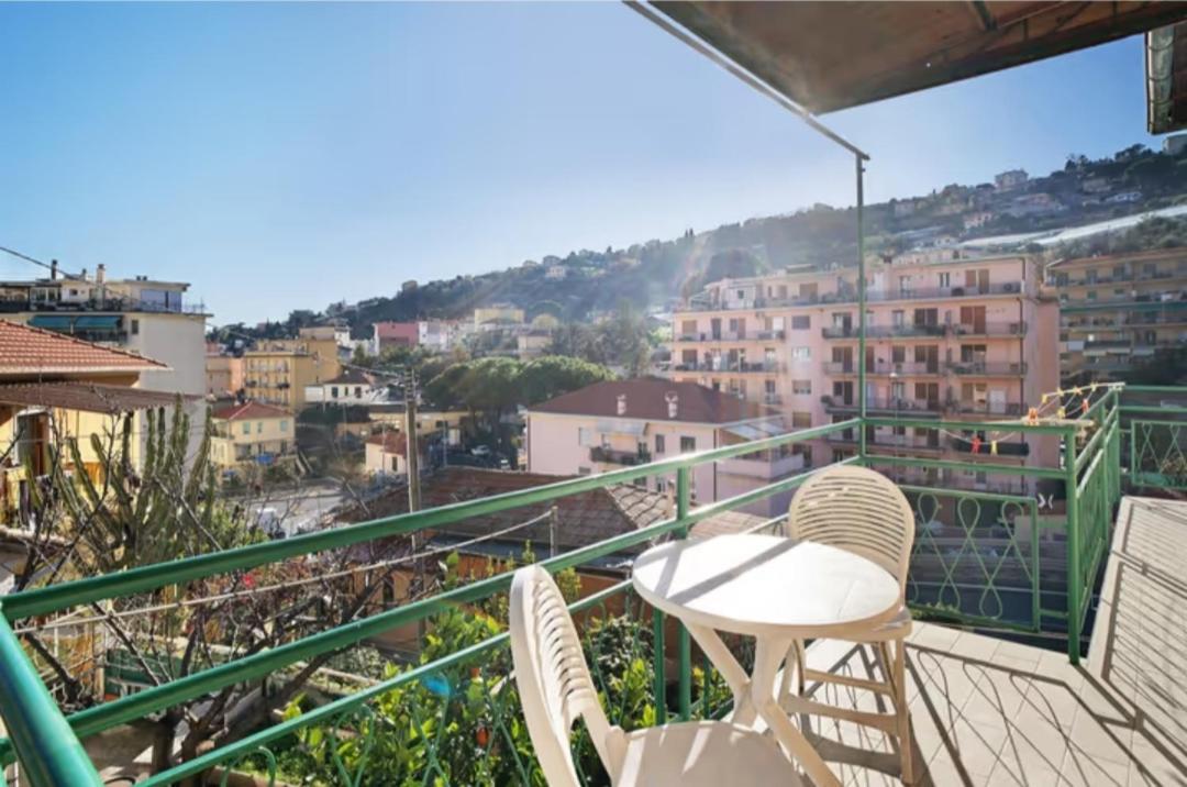 Casa Sanremo Tiziano Parking Gratis Spiaggia 15 Minuti A Piedi ภายนอก รูปภาพ